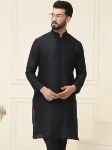 SOJANYA Men Black Solid Straight Kurta