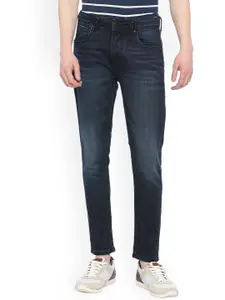 Integriti Men Skinny Fit Clean Look Light Fade Whiskers Cotton Jeans