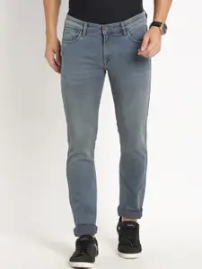 Turtle Men Mid-Rise Narrow Tapered Fit Clean Look Light Fade Stretchable Jeans