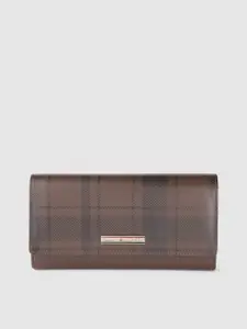 Tommy Hilfiger Women Checked Embellished Leather Two Fold Wallet