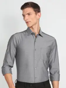 Arrow Self Design Slim Fit Pure Cotton Formal Shirt