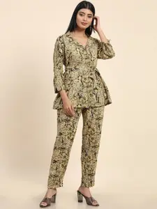 Aawari Ethnic Motifs Printed Waist Tie-Up Top With Trousers