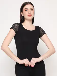 Outflits Black Lace Top