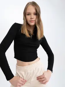 DeFacto V-Neck Cotton T-shirt