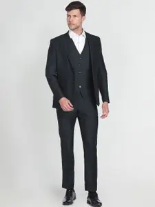 Arrow Men Three Piece Self-Design Single-Breasted Tailored Fit Reversible Waist Coat Suit