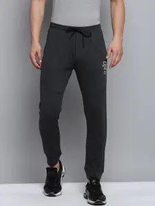 SHOWOFF Men Regular-Fit Joggers