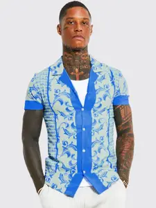 boohooMAN Printed Cuban Collar Casual Shirt