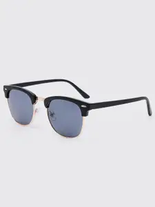 boohooMAN Browline Sunglasses With UV Protected Lens AMM15148