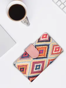 THE CLOWNFISH Fab Women Geometric Printed Zip Around Wallet