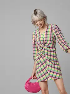 ONLY V-Neck Checked Puff Sleeves Ruched Dress