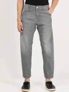 Wrangler Men Mid-Rise Light Fade Stretchable Cotton Jeans