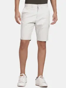 t-base Men Mid Rise Cotton Chino Shorts
