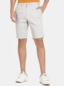 t-base Men Regular Fit Mid-Rise Cotton Dobby Stretch Chino Shorts
