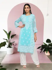 PARAMOUNT CHIKAN Ethnic Motifs Embroidered Chikankari Kurta With Slip