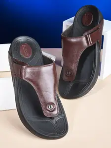 Fentacia Men Textured Leather Comfort Sandals