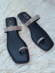 Shoetopia Women Embellished Leather Open One Toe Flats