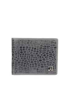 Da Milano Da Milano Men Geometric Textured Leather Two Fold Wallet with SD Card Holder