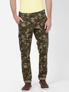 t-base Men Camouflage Printed Cotton Easy Wash Mid-Rise Cargos Trousers