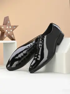 INVICTUS Men Round Toe Formal Derbys