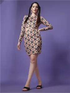 Ziva Fashion Geometric Printed Cut-Out Bodycon Mini Dress