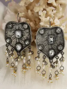 Moedbuille Silver-Plated Quirky Drop Earrings