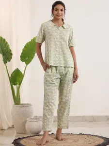 SANSKRUTIHOMES Conversational Printed Pure Cotton Night Shirt And Trousers