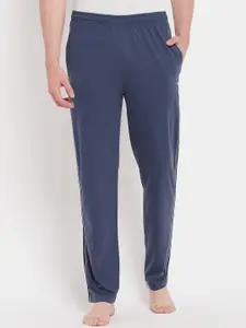 Okane Men Side Stripe Detail Mid-Rise Lounge Pants