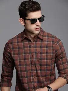 WROGN Slim Fit Checked Casual Shirt With Chest Pocket