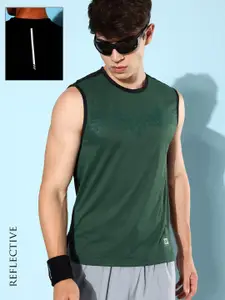 WROGN ACTIVE Men Colourblocked Slim Fit Dry Pro Sports T-shirt