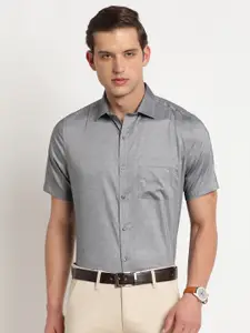 Turtle Men Modern Spread Collar Pure Cotton Formal Shirt