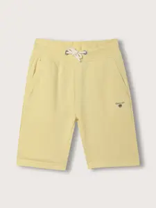 GANT Boys Solid Mid-Rise Shorts