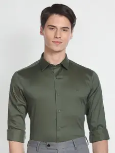 Arrow New York Spread Collar Formal Shirt