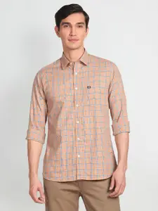 Arrow Sport Men Pure Cotton Manhattan Slim Fit Opaque Checked Casual Shirt