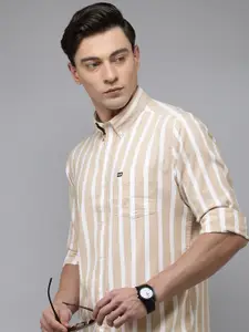 Arrow Sport Manhattan Slim Fit Striped Casual Shirt
