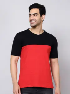 DIAZ Men Colourblocked Cotton T-Shirt