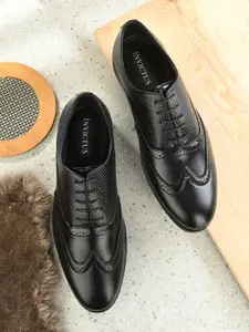 INVICTUS Men Textured Formal Brogues