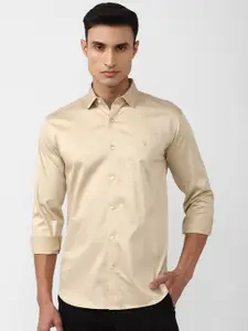 V Dot Slim Fit Spread Collar Opaque Casual Shirt