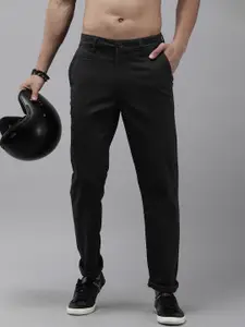 The Roadster Lifestyle Co. Men Slim Tapered Fit Trousers