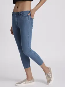 Chemistry Women Blue Mid-Rise Clean Look Cropped Stretchable Jeans