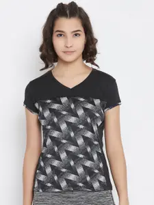 JUMP USA Geometric Printed V-Neck T-shirt