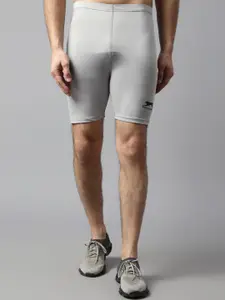 Shiv Naresh Slim Fit Mid-Rise Rapid-Dry Regular Shorts