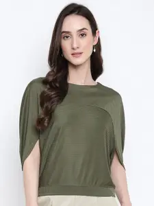 Latin Quarters Round Neck Extended Sleeves Top