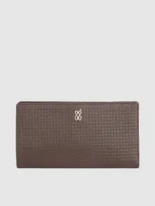 Baggit Women Textured Two Fold Wallet