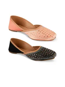 DESI COLOUR Women Pack Of 2 Embellished Ethnic Mojaris