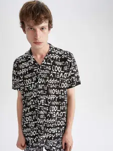DeFacto Spread Collar Printed Casual Shirt