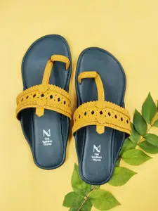 THE MADRAS TRUNK Women Leather Kolhapuris One Toe Flats