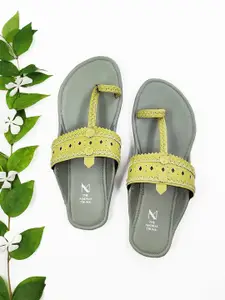 THE MADRAS TRUNK Laser Cuts Embellished Leather Kolhapuri One Toe Flats