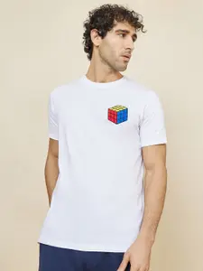 Styli Rubik's Cube Embroidery Detail Regular Fit T-Shirt