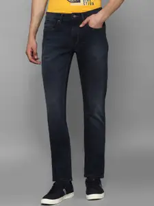 Louis Philippe Jeans Men Clean Look Slim Fit Light Fade Jeans