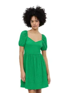 H&M Puff-Sleeved Textured Jersey Dress